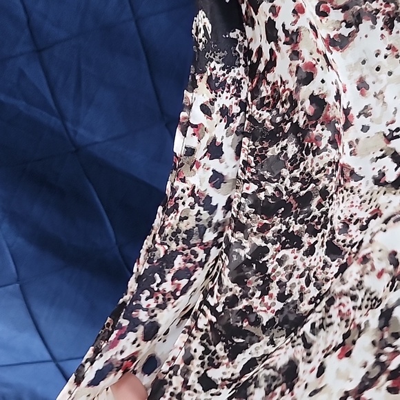 Penningtons Sheer Blouse - Picture 3 of 5